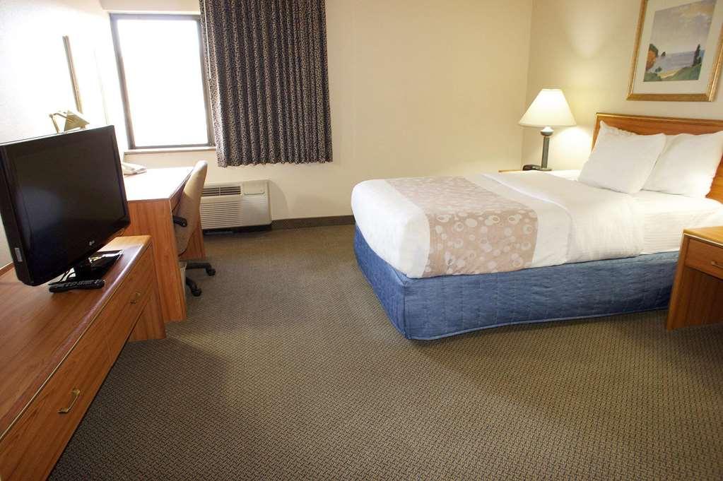 Days Inn By Wyndham Pleasant Prairie Kenosha Стая снимка